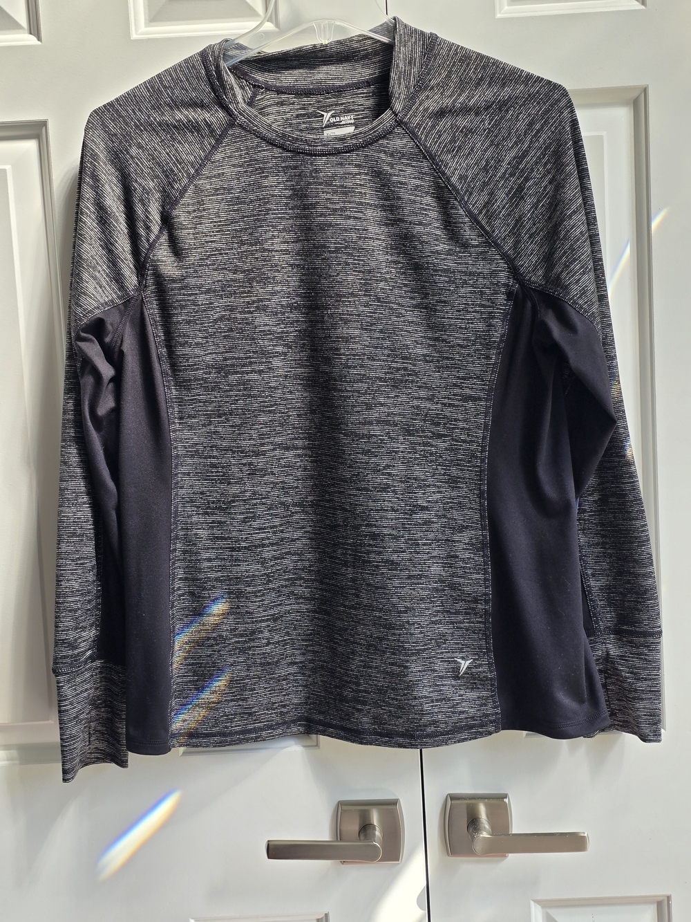 Old Navy Women’s Gray Heather Athletic Crewneck with Black Side Panels